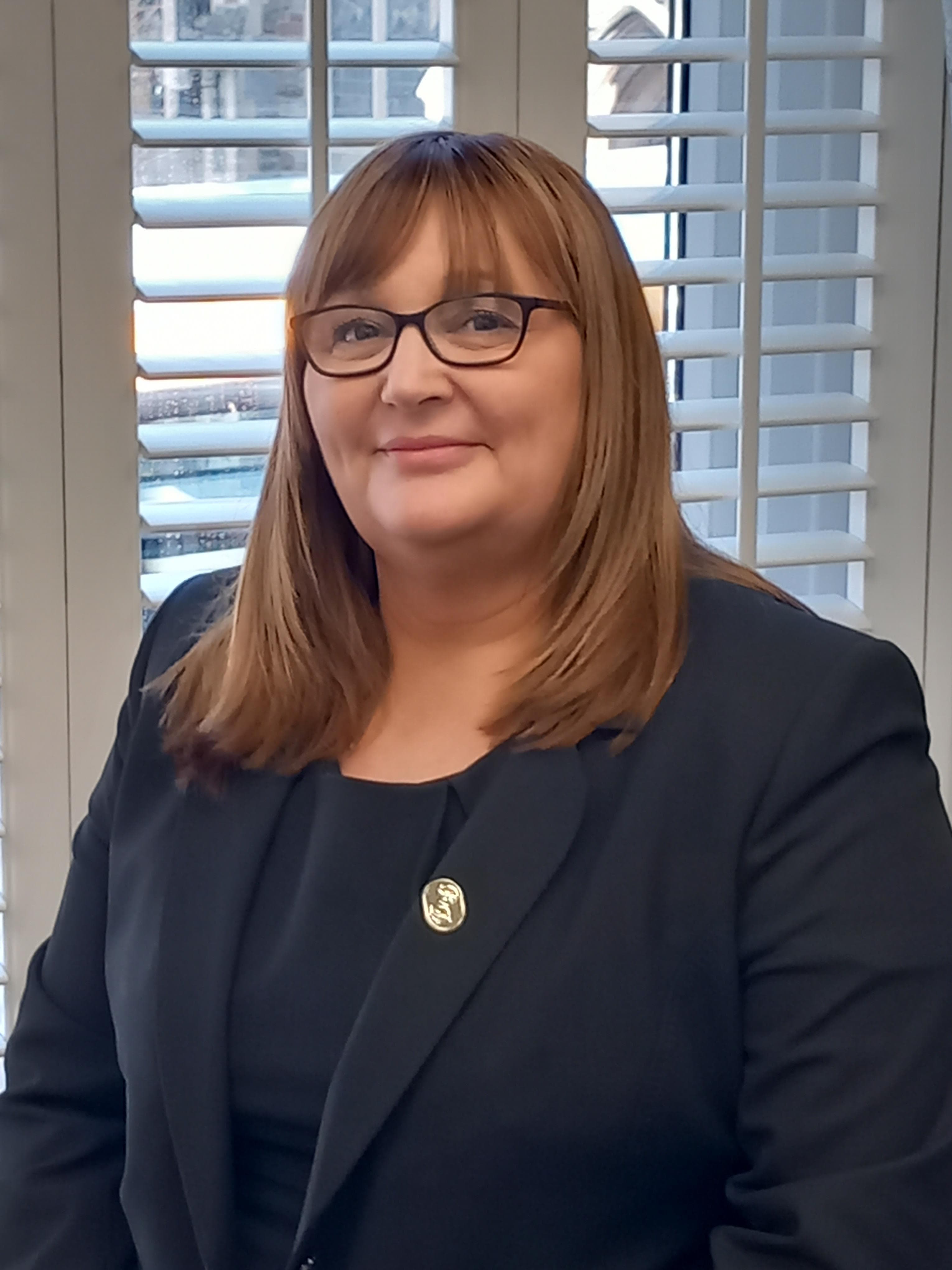 Sharon Baker

-

Funeral Arranger